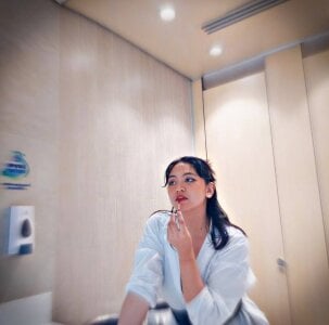 CorrineGrounds Public Foto