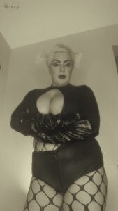 GoddessAlimony BLACK & WHITE HUMILIATION: PIGTAILS, PLIMSOLLS, AND POWER Hình 4