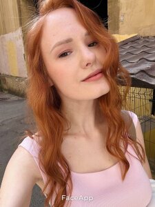 SofiaLoran Public Pic 5