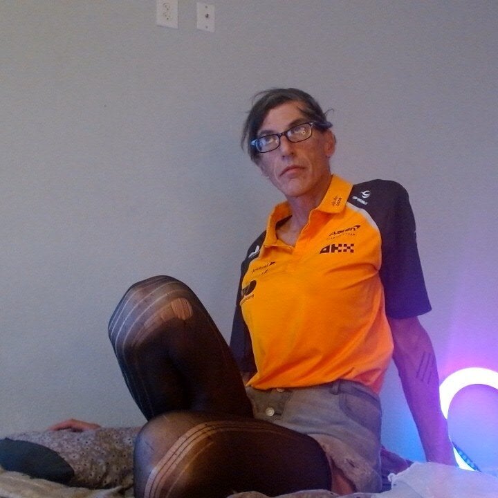 Foto  8370 de Taylorsexbot – em alta