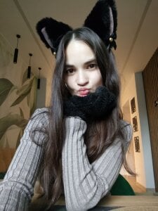 DieraBurks Cute kitty here😻 Foto 3