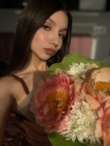 ZanaBreland Public зображення