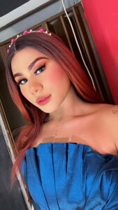 AileenGill Public Pic 2