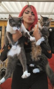 Satti_to Public Pic 2