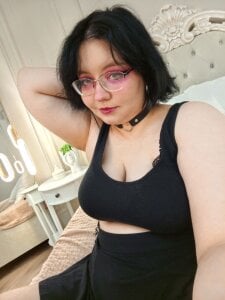 JennyBloom Public Pic 3