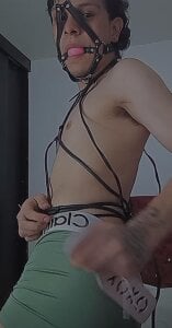 Demon_Sam_ HOT ROOM Pic