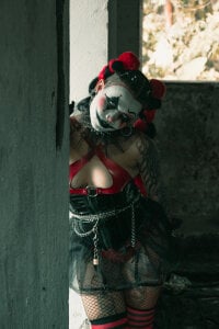 irregular_fetish_HORROR CIRCUS: You won't know whether to laugh or cry when the clown enters your dreams.照片 9