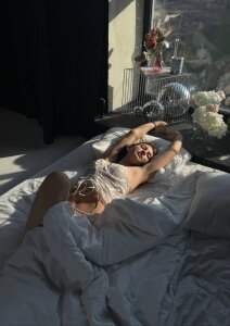 LouiseChavez soft memories p.2 صورة واحدة|LouiseChavez soft memories p.2 صورتان|LouiseChavez soft memories p.2  3 صور|LouiseChavez soft memories p.2  3 صورة