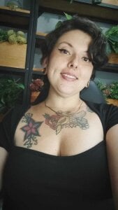 Y8ur_F8ck1ng_Queen Public Pic