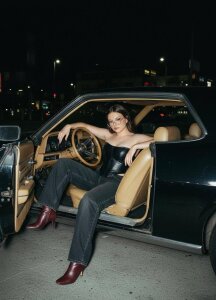 Public de LunaLarose  3 Imagens