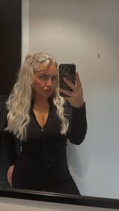 BrattyBabe_x Public Pic 3