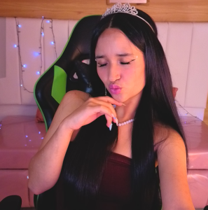 bella_vibess_s's kiss me Sex Photo 1