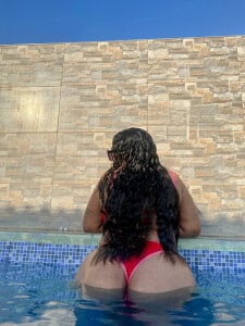 Pool afternoon de Anitta_bell  6 Imagens