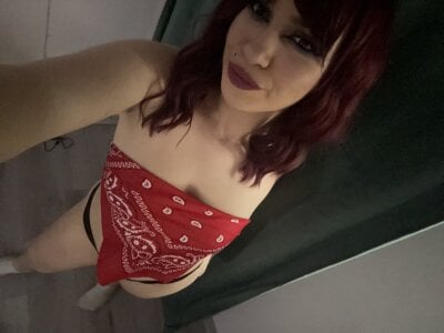 NiicoleNova Public Pic 2