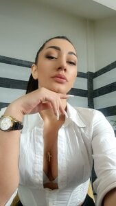 Sienna_1357 Public Pic 2