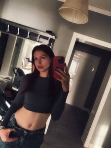 KristiClar 🩷🩷🩷 รูป  3