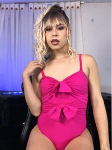 Sweet Dani 🍭 de daniii_mua  4 Imagens