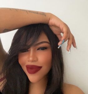 Hellen_Wet Public Foto 2