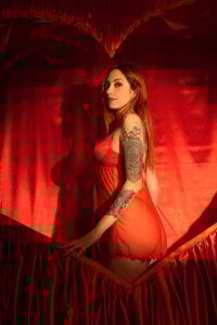 Ema_Jonees San valentin`s Day 2026 💕💋 Pic