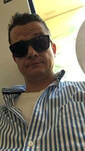 deskriptive: Public ( фото)