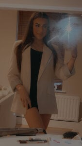 Public de Hot_brunette_bella  6 Imagens