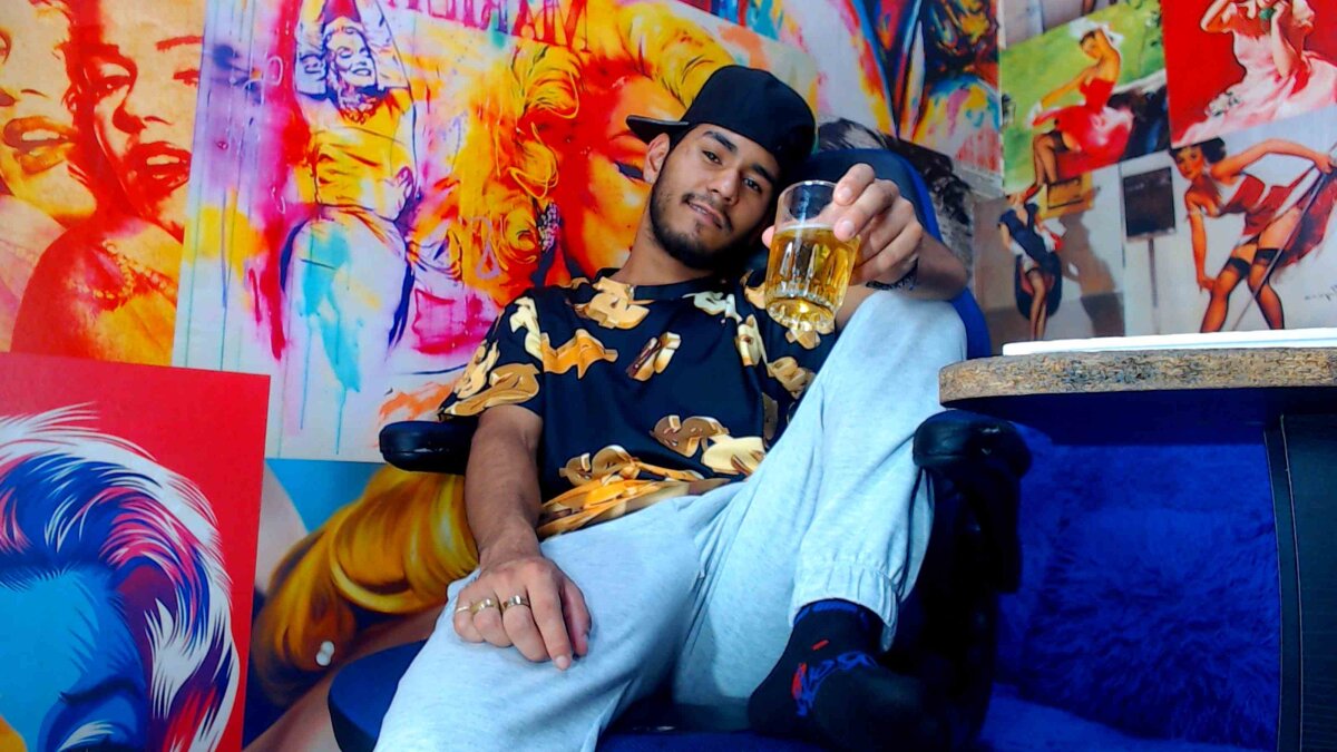 warmNoah Populært foto 652