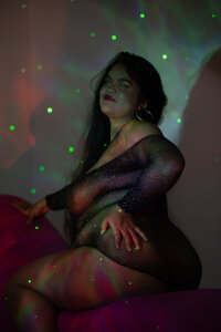 kisssss od sarayhorny69  3 snímek