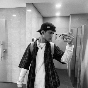 Michaelkoiv Michael pics ₍^. .^₎Ⳋ Pic