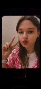 April_Ellis Public Pic 2