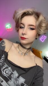 Angel_Julles Public  2. fénykép