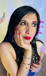 Agatha_Leon_ Sexy Lady For You Pic 2