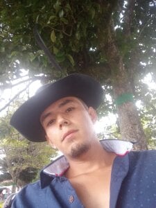 KikyoAndDrey kullanıcısının Public albümü -  4 fotoğraf