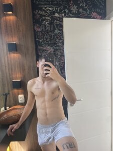 z4nett1 Public Pic 6