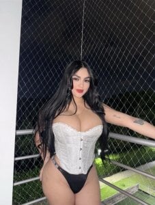 Naughty_gigi Public Gambar 3