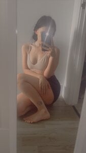 dixie_leigh Public 圖片