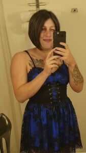 makemeobey1990 Public Pic