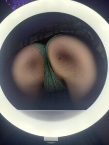 Cutie_Ellis Playing with light!  4. fénykép