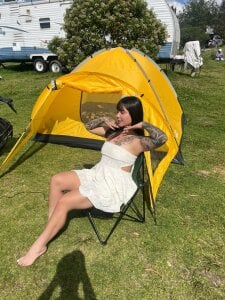 Nathalia_stone_camping and a little salsa music is all I need♥ Bild 2