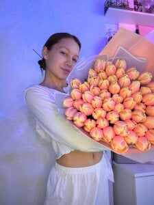 AliceBrayan Looking forward to spring!🌺🍓😍 Kuva 3