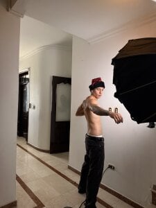 AsmodeoCoxchill in home Bild 3