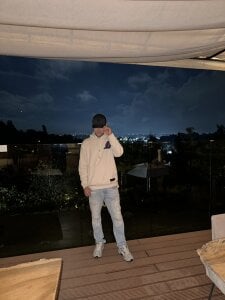 🫨 de samm4044  Imagens