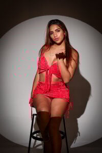 Violeta-Evans Public Pic 5