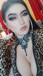 AluraJhensonsexyy图片