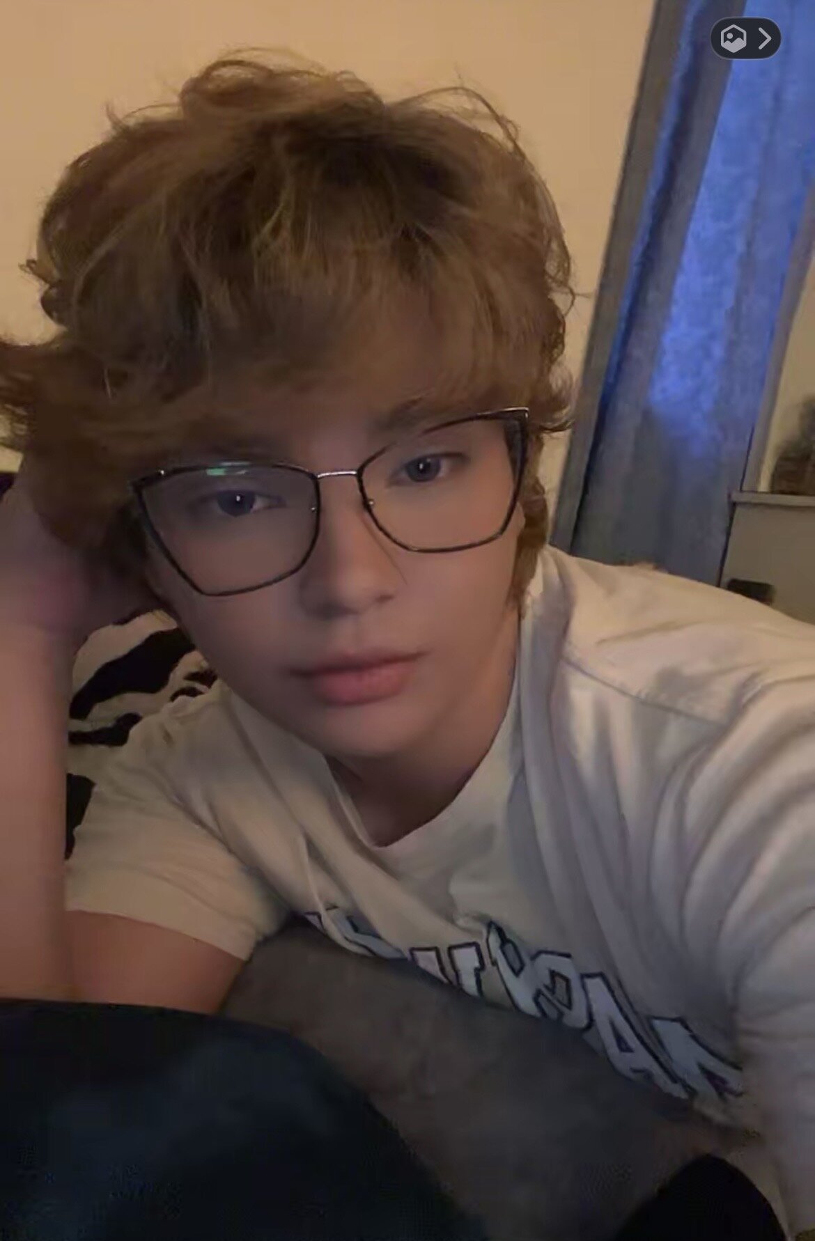 Foto em tendência de adam_angelssss 7911