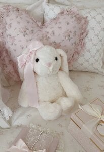 AmeliaMiles Public Hình 3