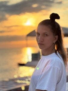 I am! de CaryFernini  3 Imagens