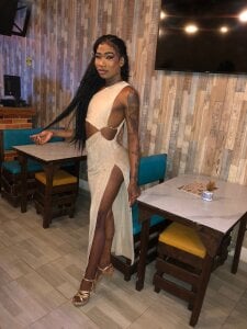 sheinny_brown Public Pic 2