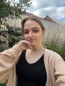 MeganHazlett Warm autumn days😊💖 Pic 3