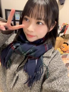 Public de HIKARI_x0  2 Imagens