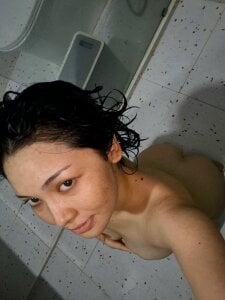 came-lot do u want to shower with me ? Pic